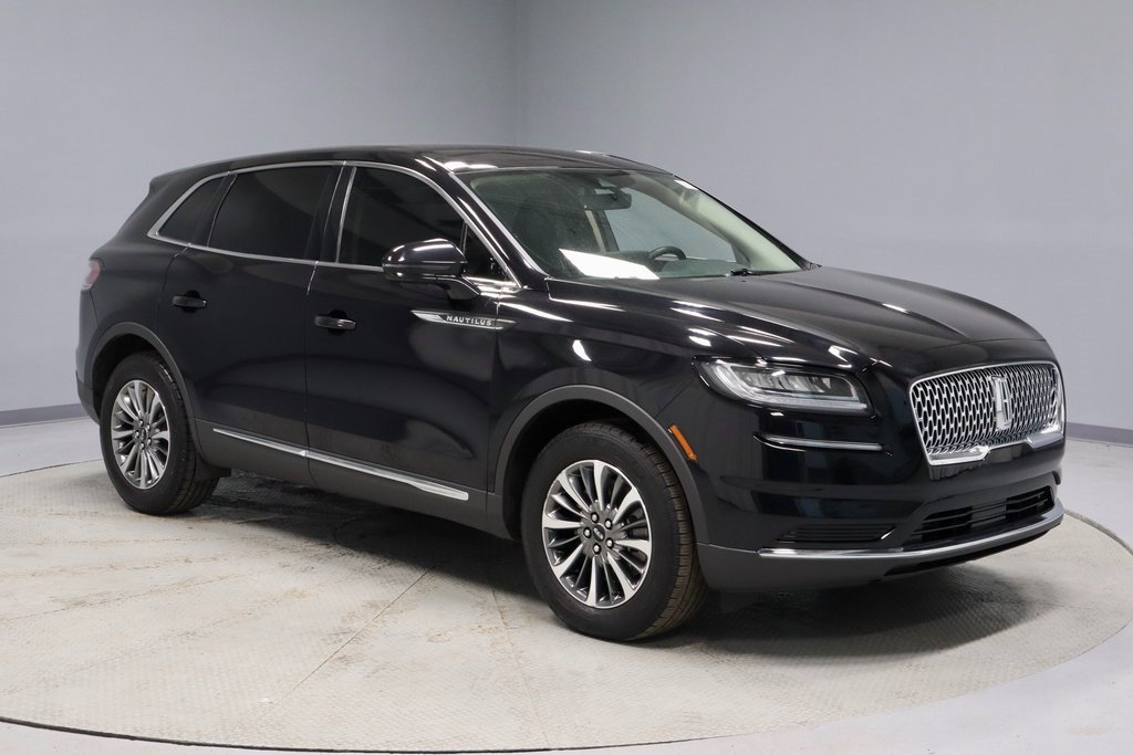 Used 2022 Lincoln Nautilus FWD w/ Premium Package image 1