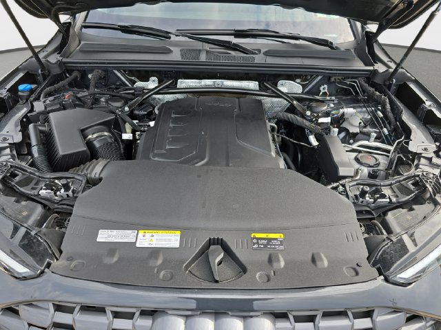 Certified 2025 Audi Q5 Premium w/ Convenience Package AWD/4WD image 33