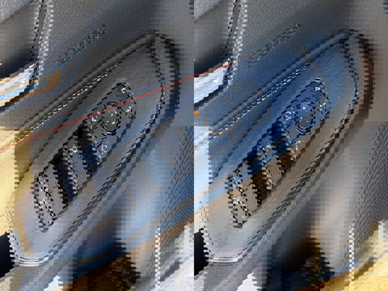 New 2026 Nissan Sentra SR image 22