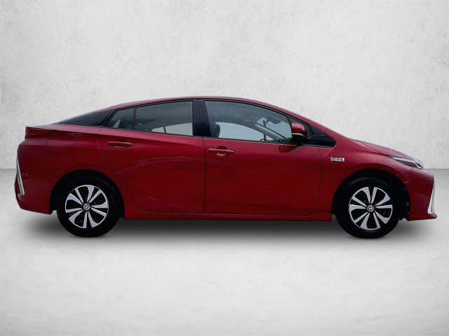 Used 2017 Toyota Prius Prime Premium FWD image 5