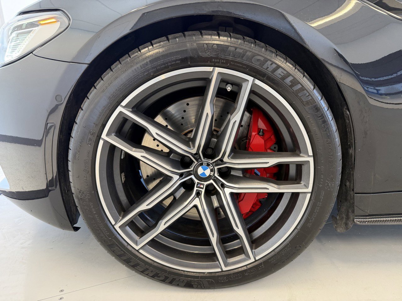 Used 2022 BMW M5 w/ Executive Package image 70