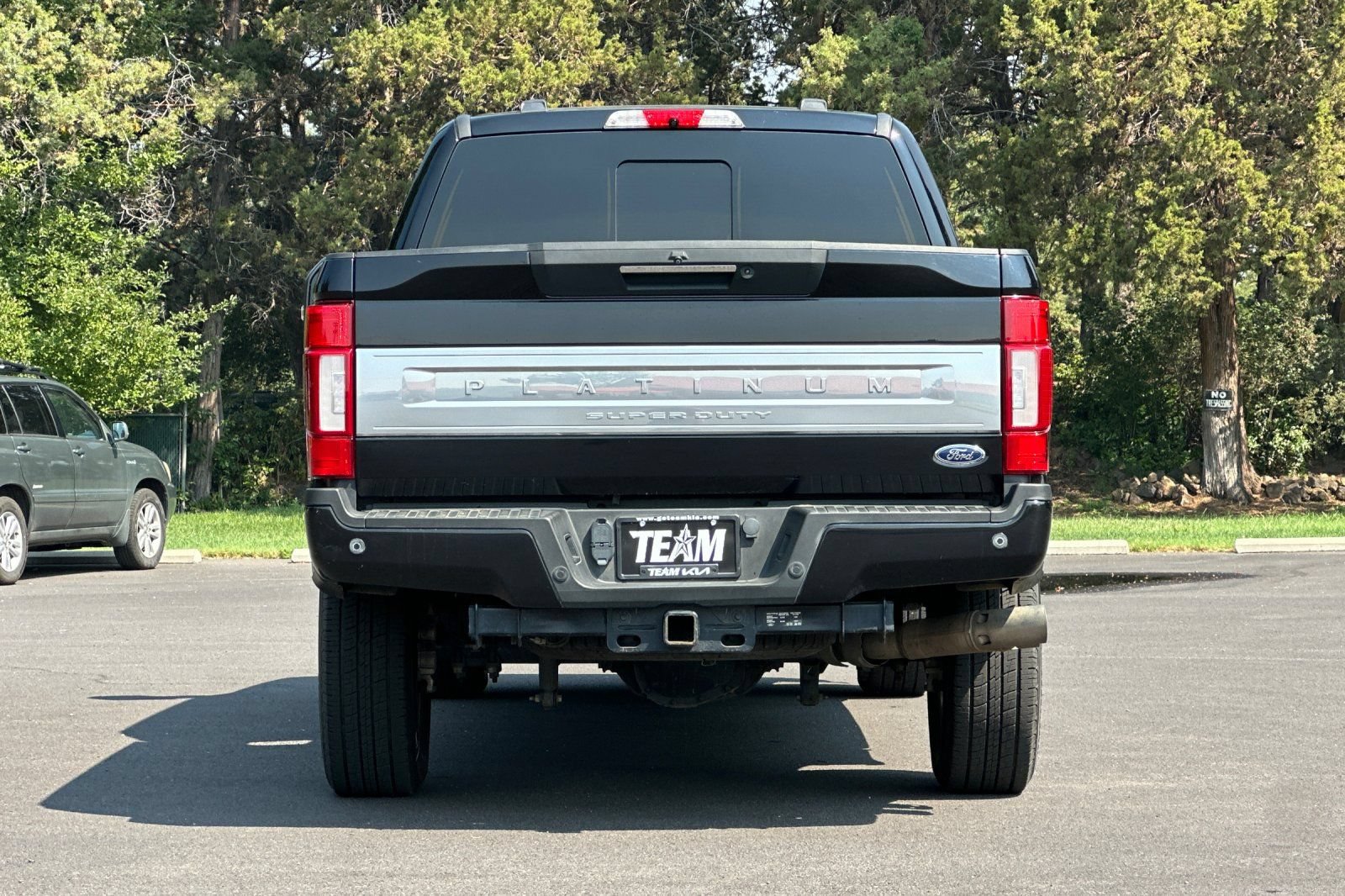 Used 2022 Ford F250 Platinum AWD/4WD image 5