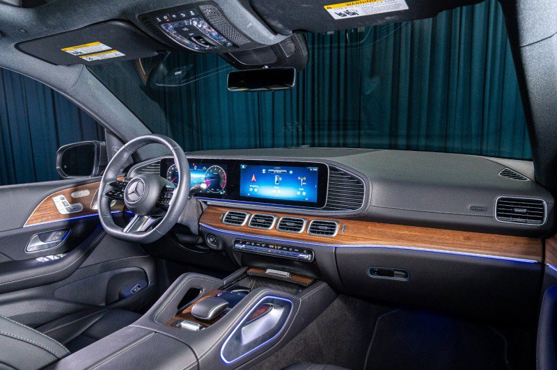 Certified 2025 Mercedes-Benz GLS 450 4MATIC image 15
