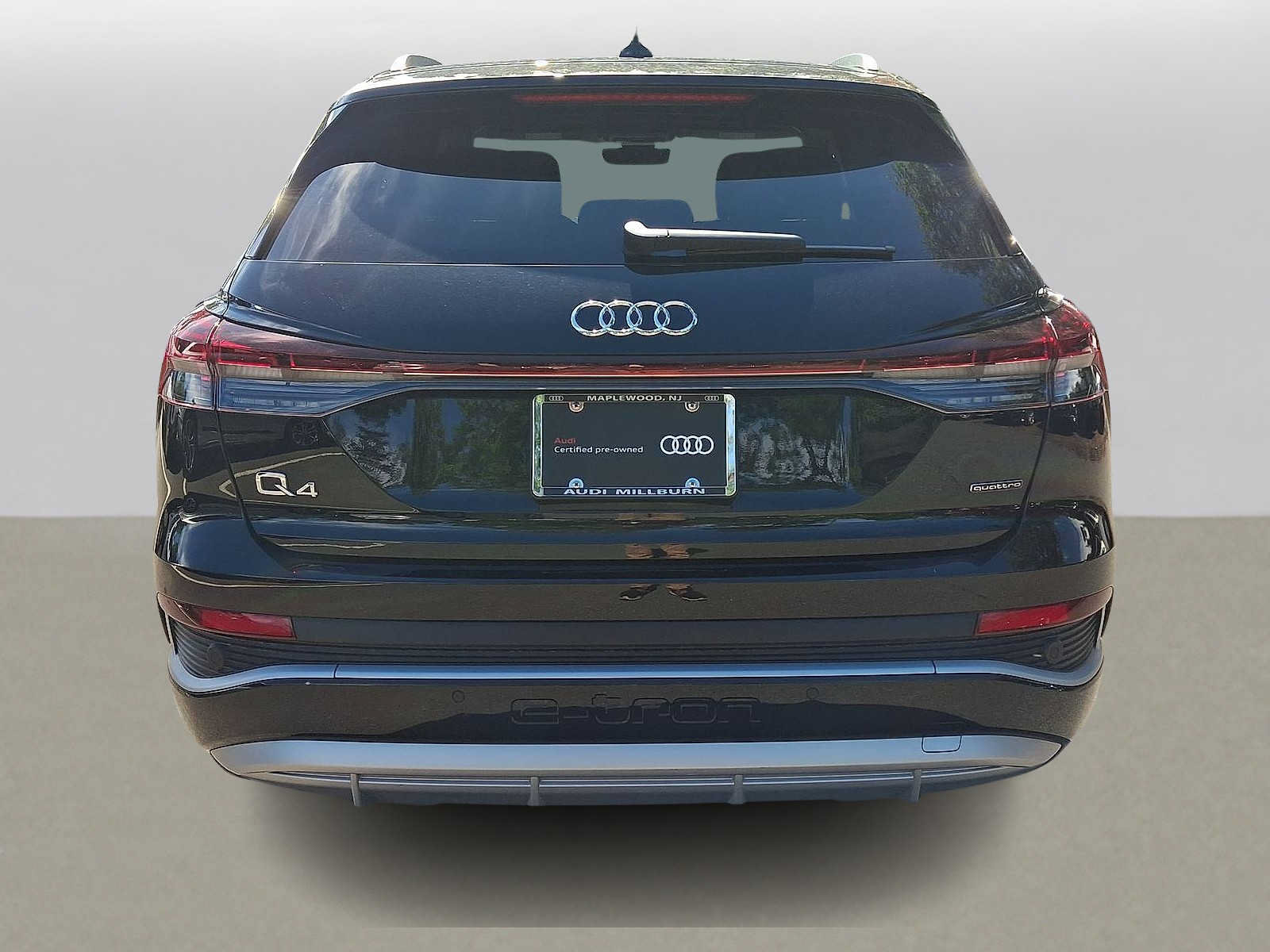 Certified 2023 Audi Q4 e-tron Premium Plus w/ Premium Plus AWD/4WD image 29