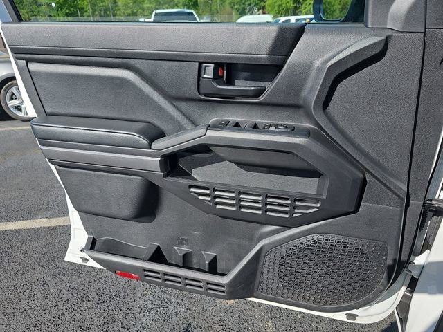 Used 2024 Toyota Tacoma SR5 RWD image 31