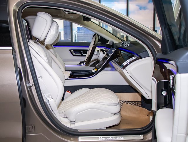 New 2026 Mercedes-Benz S 580 4MATIC Sedan image 23