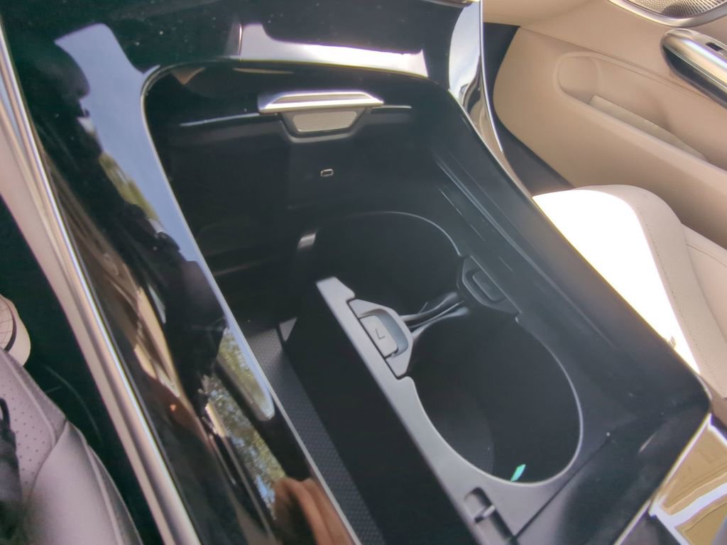 Certified 2024 Mercedes-Benz CLE 300 4MATIC Coupe image 9