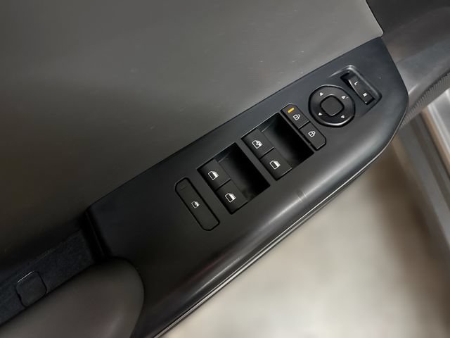 Used 2025 Kia K4 FWD image 16