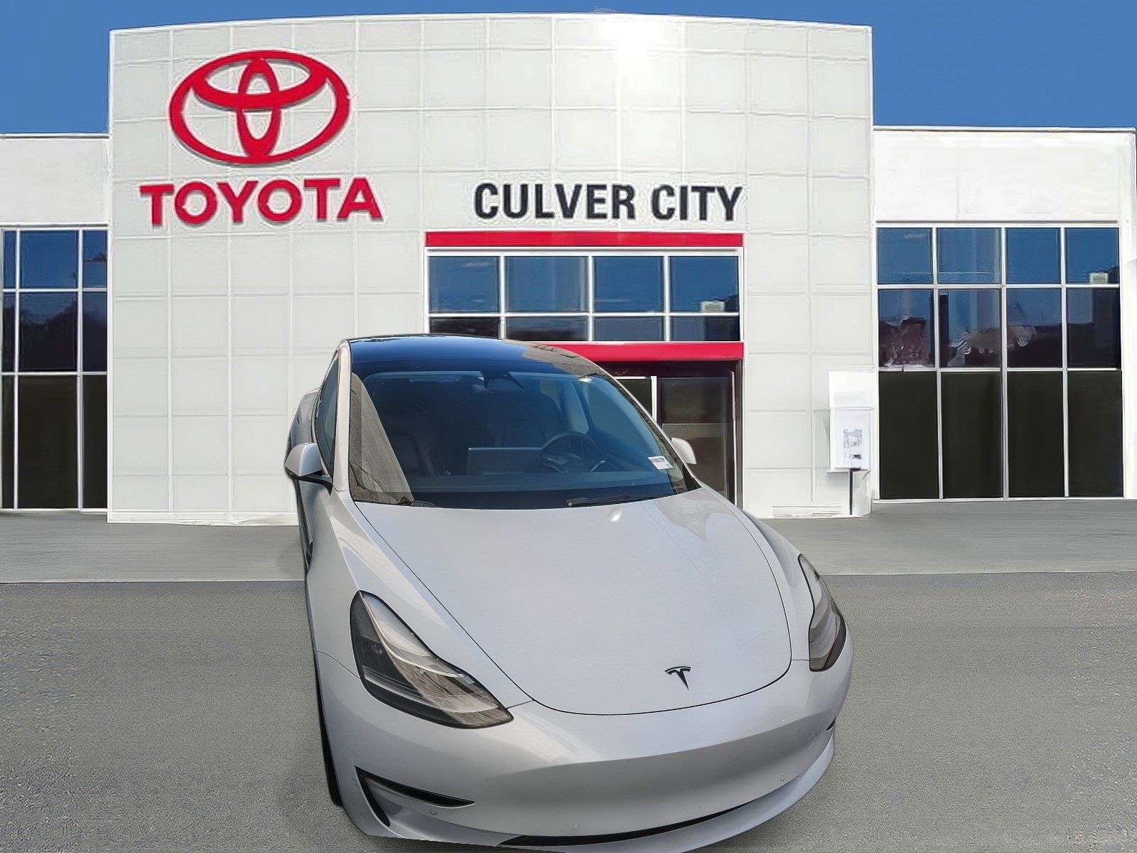 Used 2021 Tesla Model 3 Standard Range Plus RWD image 1
