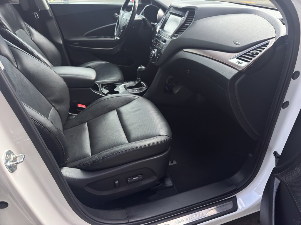 Used 2019 Hyundai Santa Fe XL image 21