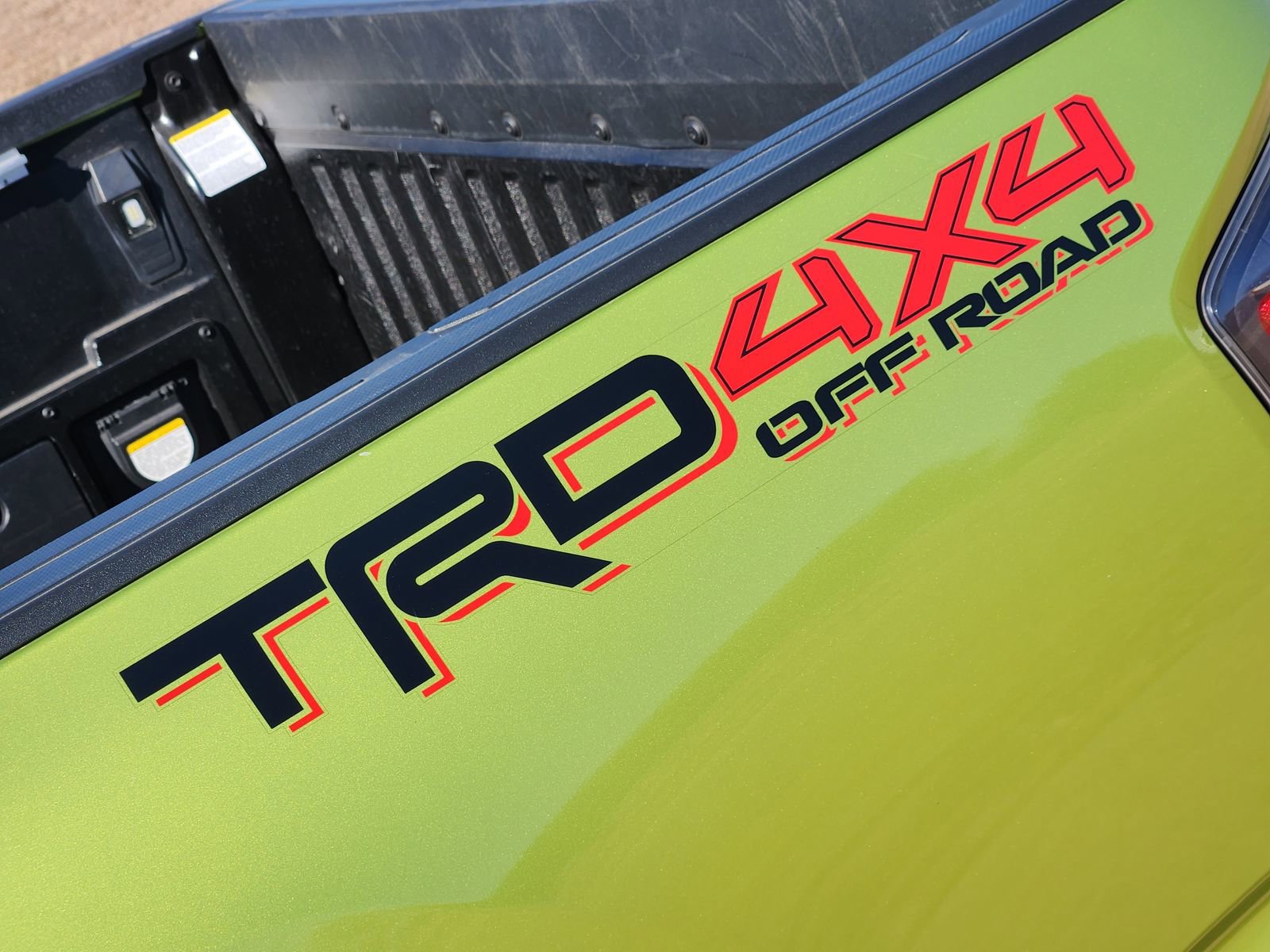 Used 2023 Toyota Tacoma TRD Off-Road image 16