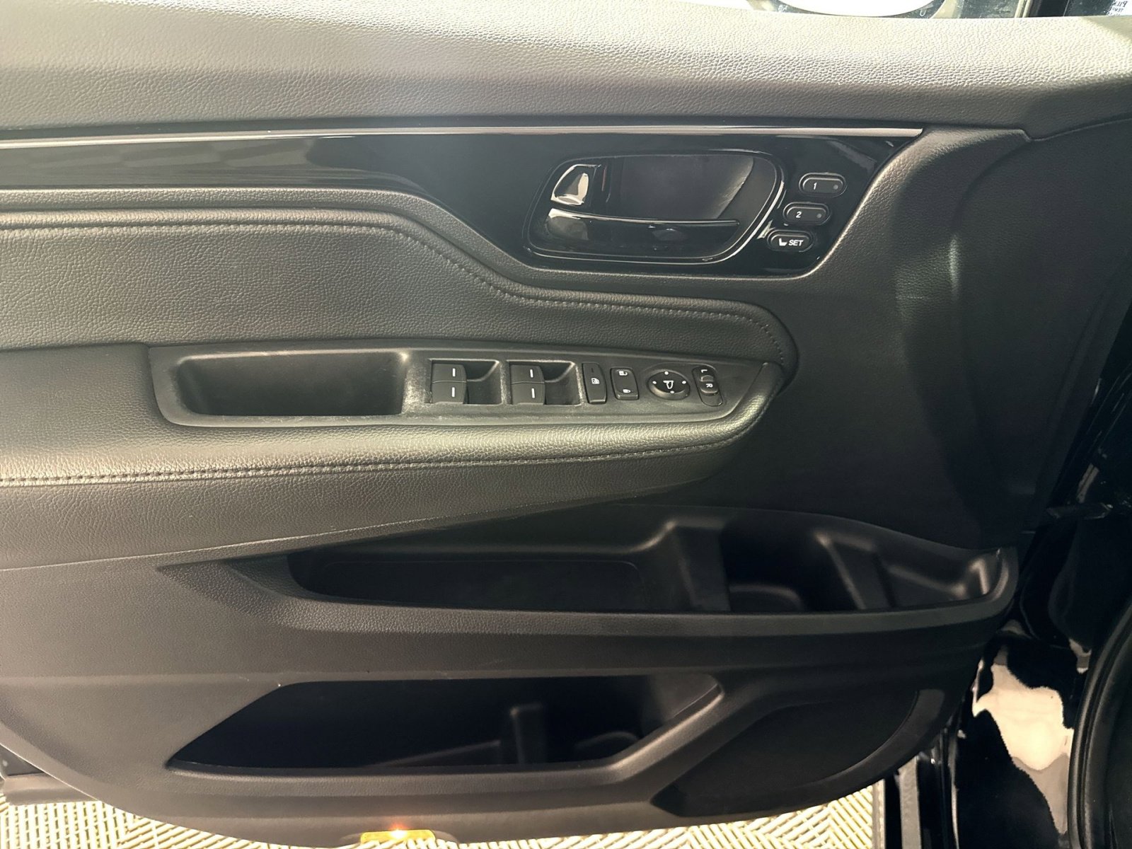 Used 2024 Honda Odyssey Touring image 15