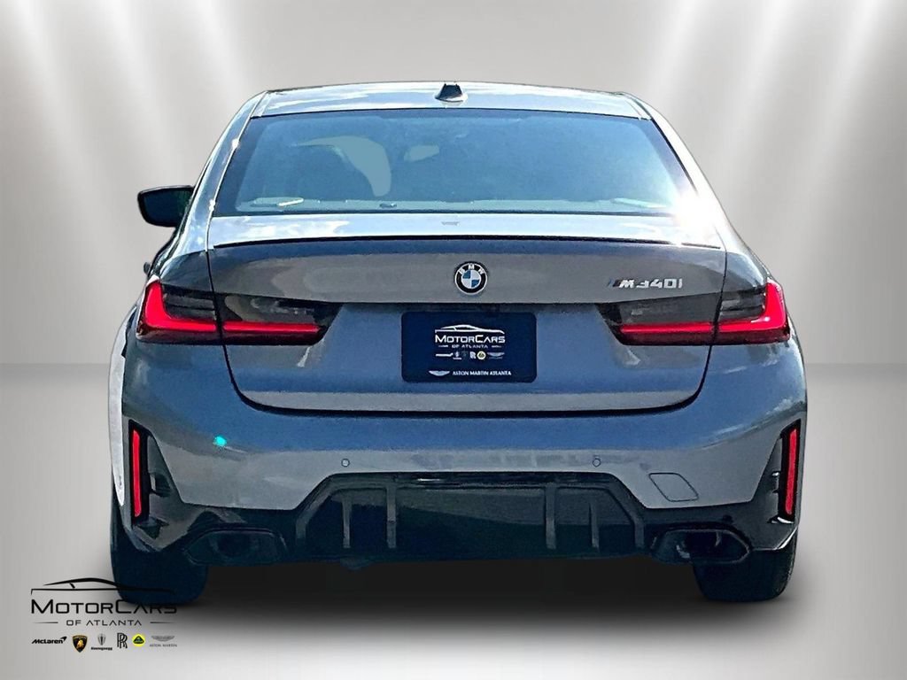 Used 2023 BMW M340i RWD image 4