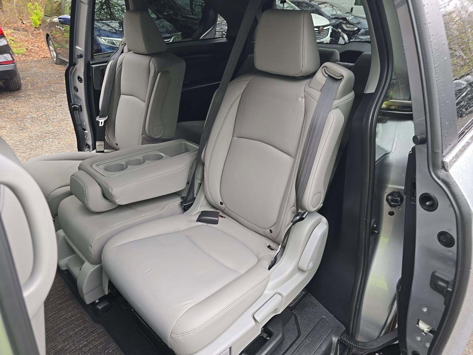 Used 2024 Honda Odyssey EX-L image 11