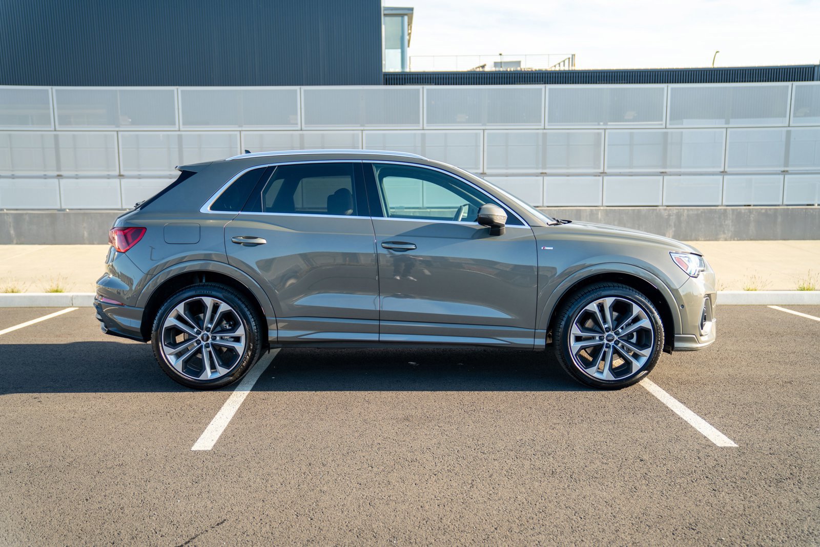 Used 2019 Audi Q3 2.0T Prestige w/ Prestige Package image 8