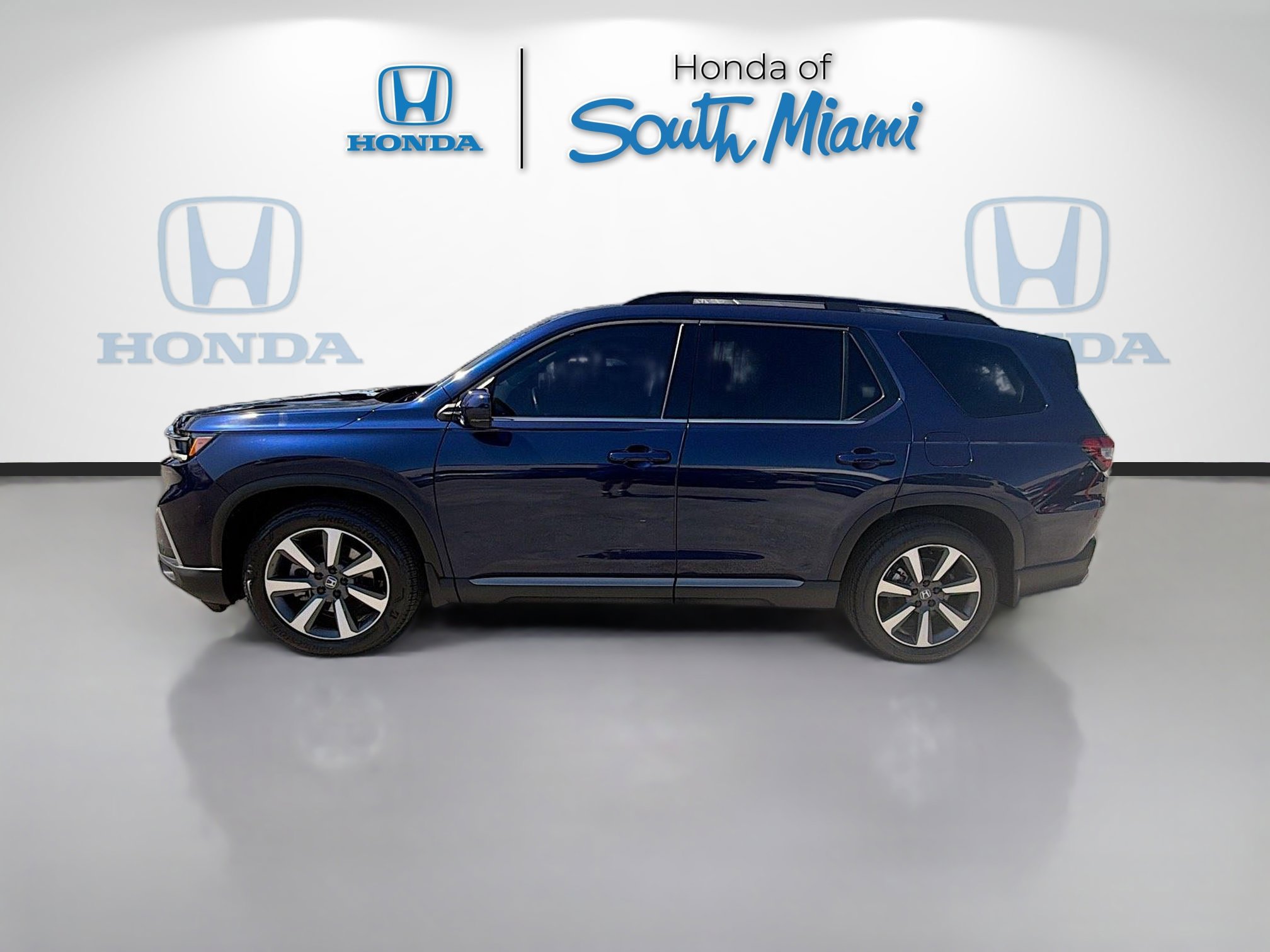 Certified 2023 Honda Pilot Elite image 4