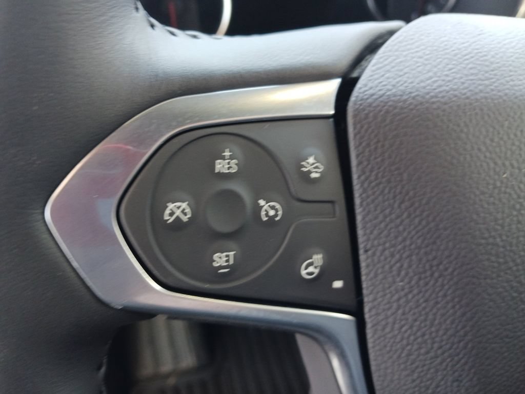 Used 2022 Chevrolet Traverse Premier FWD image 34