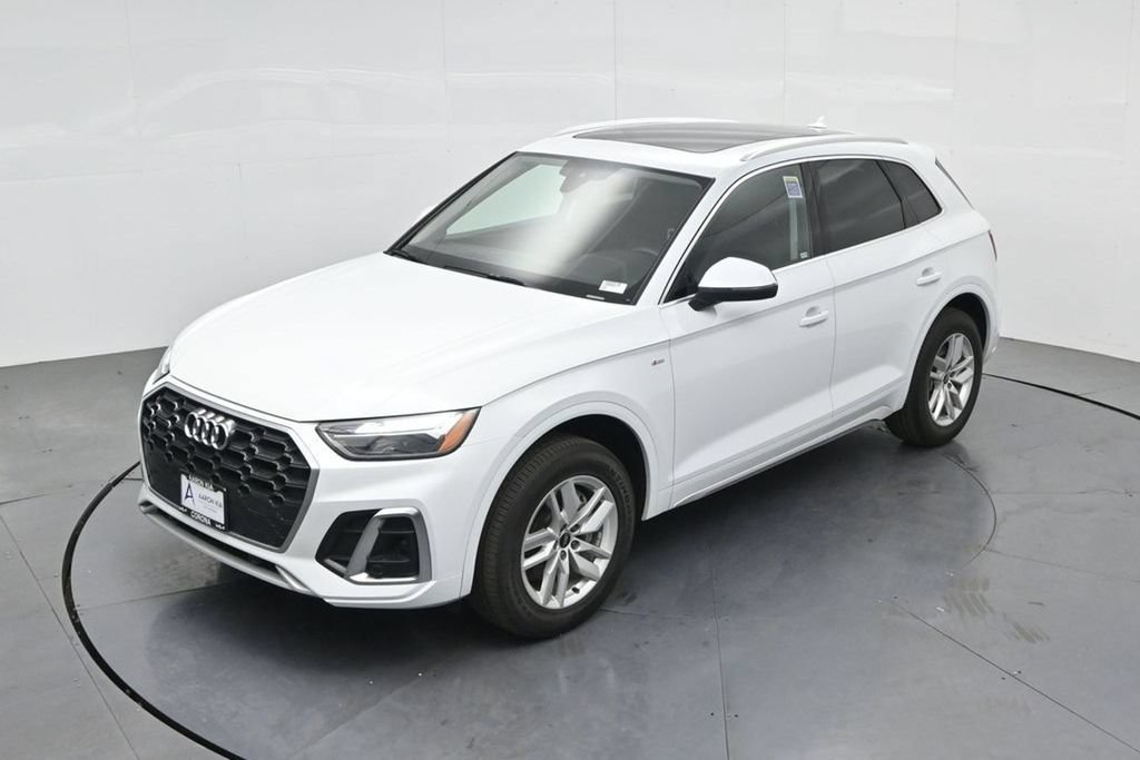 Used 2023 Audi Q5 2.0T Premium w/ Convenience Package AWD/4WD image 43
