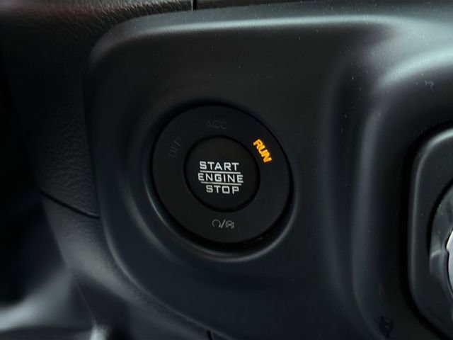 Used 2023 Jeep Wrangler Sport image 27