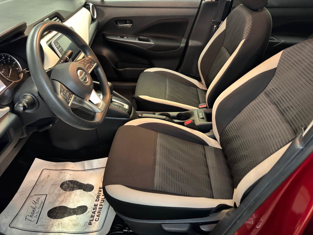 Used 2021 Nissan Versa SV FWD image 5
