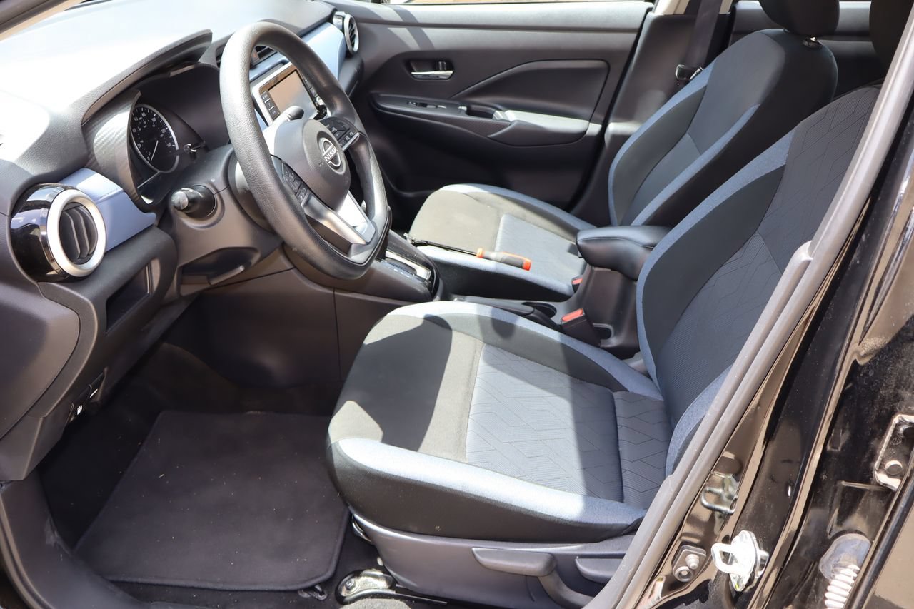 Used 2024 Nissan Versa SV FWD image 14