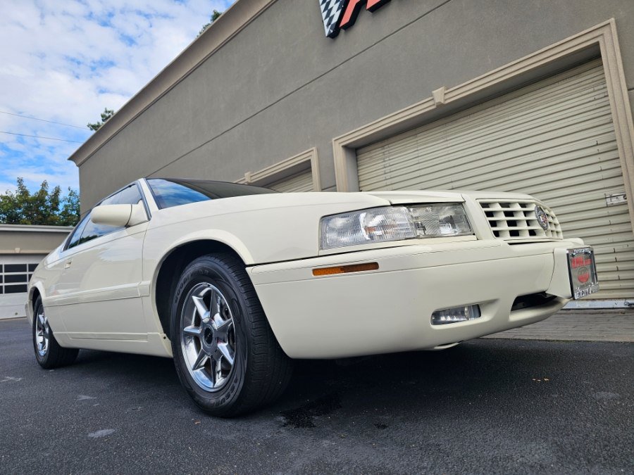Used 2002 Cadillac Eldorado Collector's Edition FWD image 3