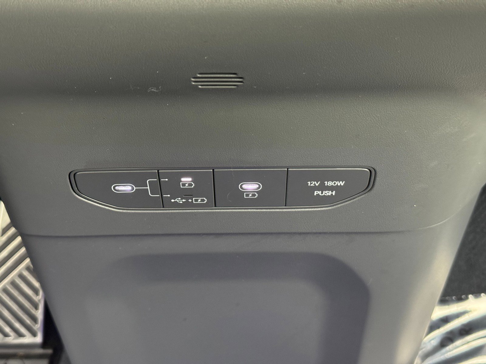 Used 2024 Kia EV9 GT-Line image 34