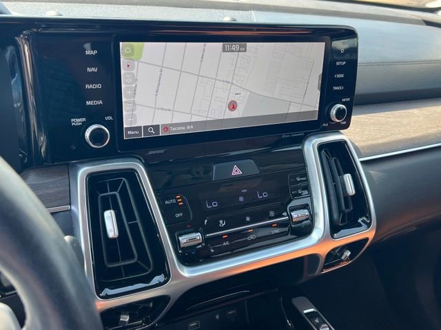 Certified 2022 Kia Sorento SX Prestige w/ Rust Color Package AWD/4WD image 19