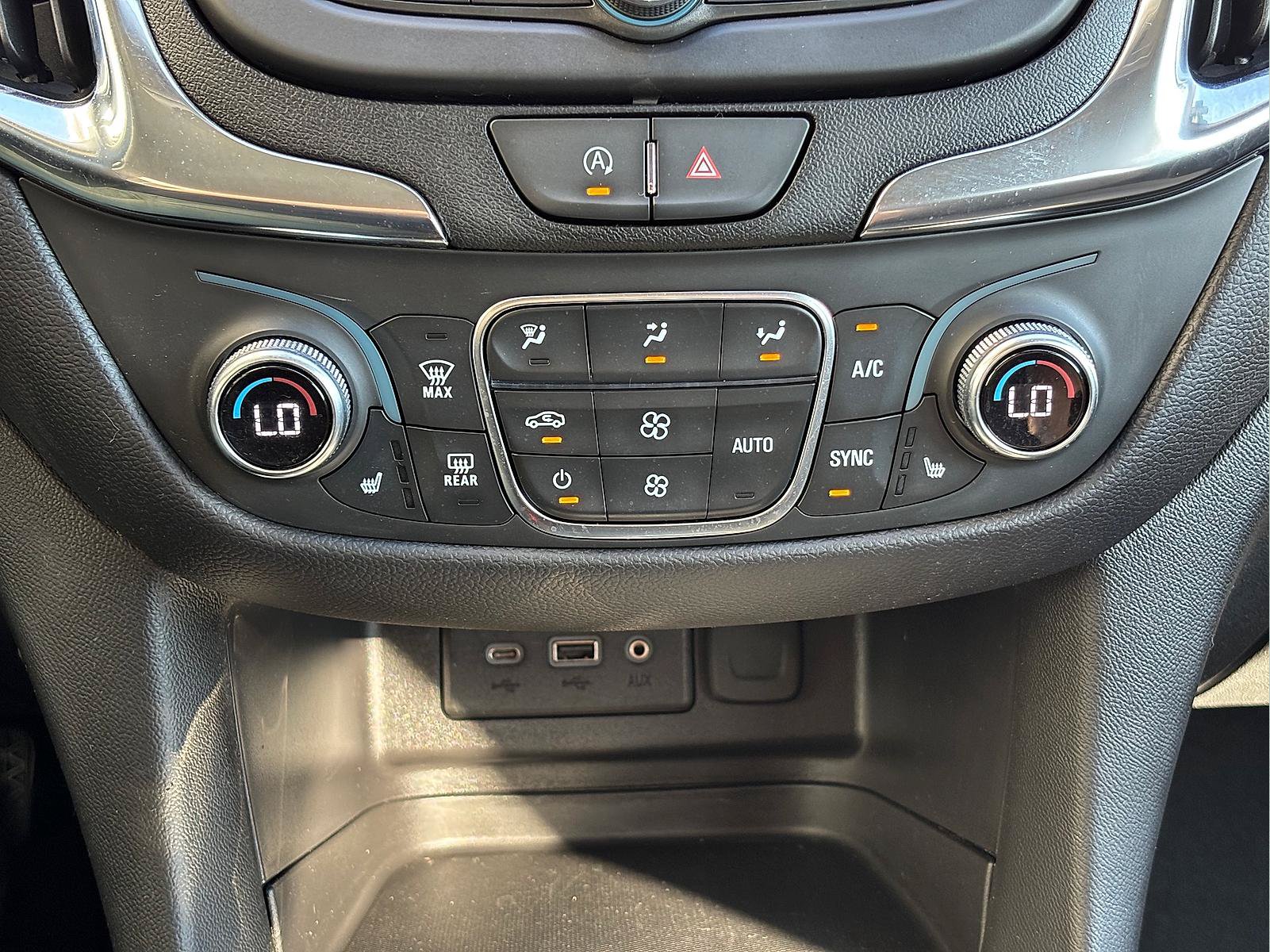 Used 2024 Chevrolet Equinox LT AWD/4WD image 26