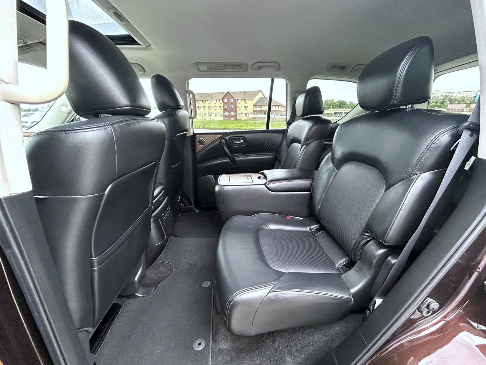 Used 2021 Nissan Armada SL w/ Captain's Chairs Package AWD/4WD image 20