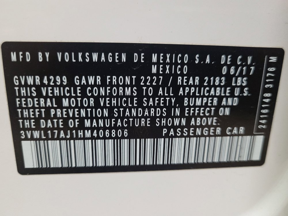 Used 2017 Volkswagen Jetta SEL FWD image 33