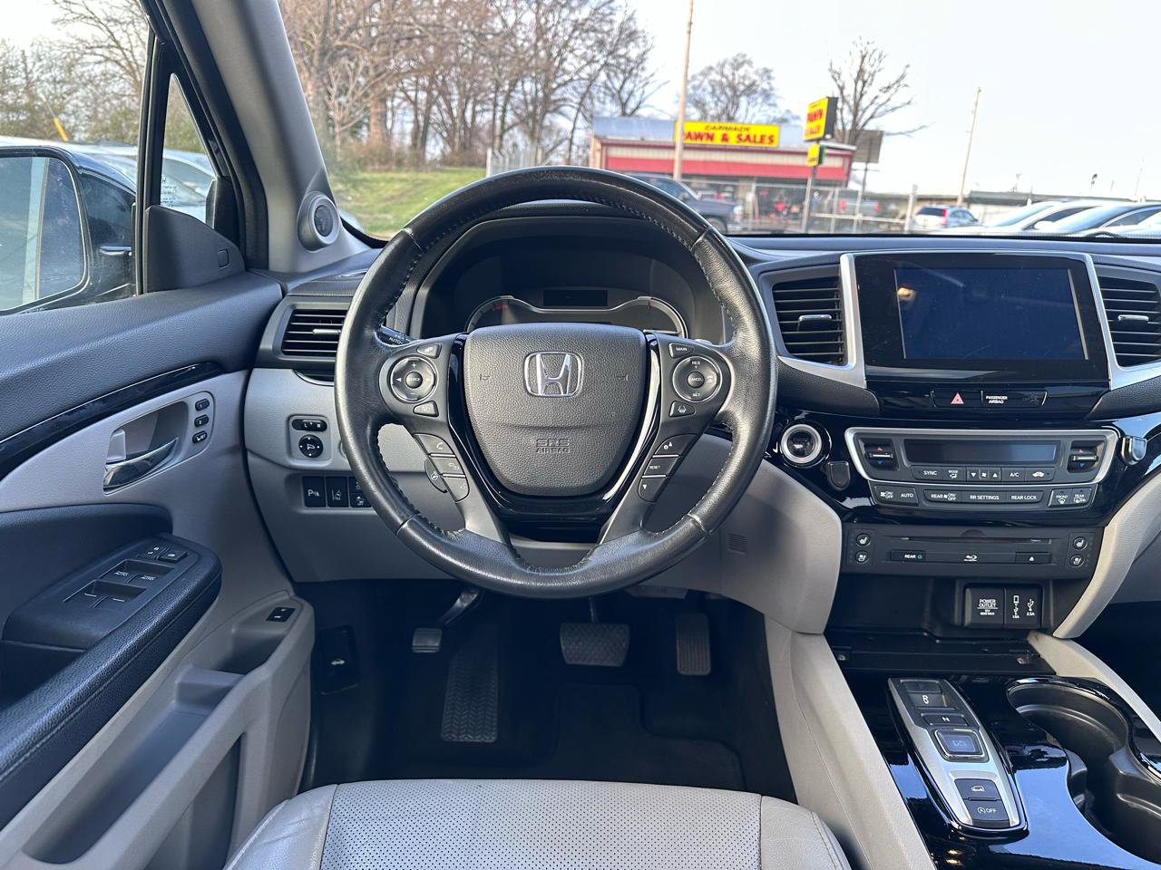 Used 2017 Honda Pilot Elite image 36