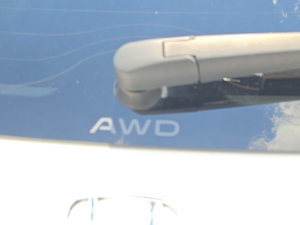 Used 2025 Honda HR-V Sport image 8
