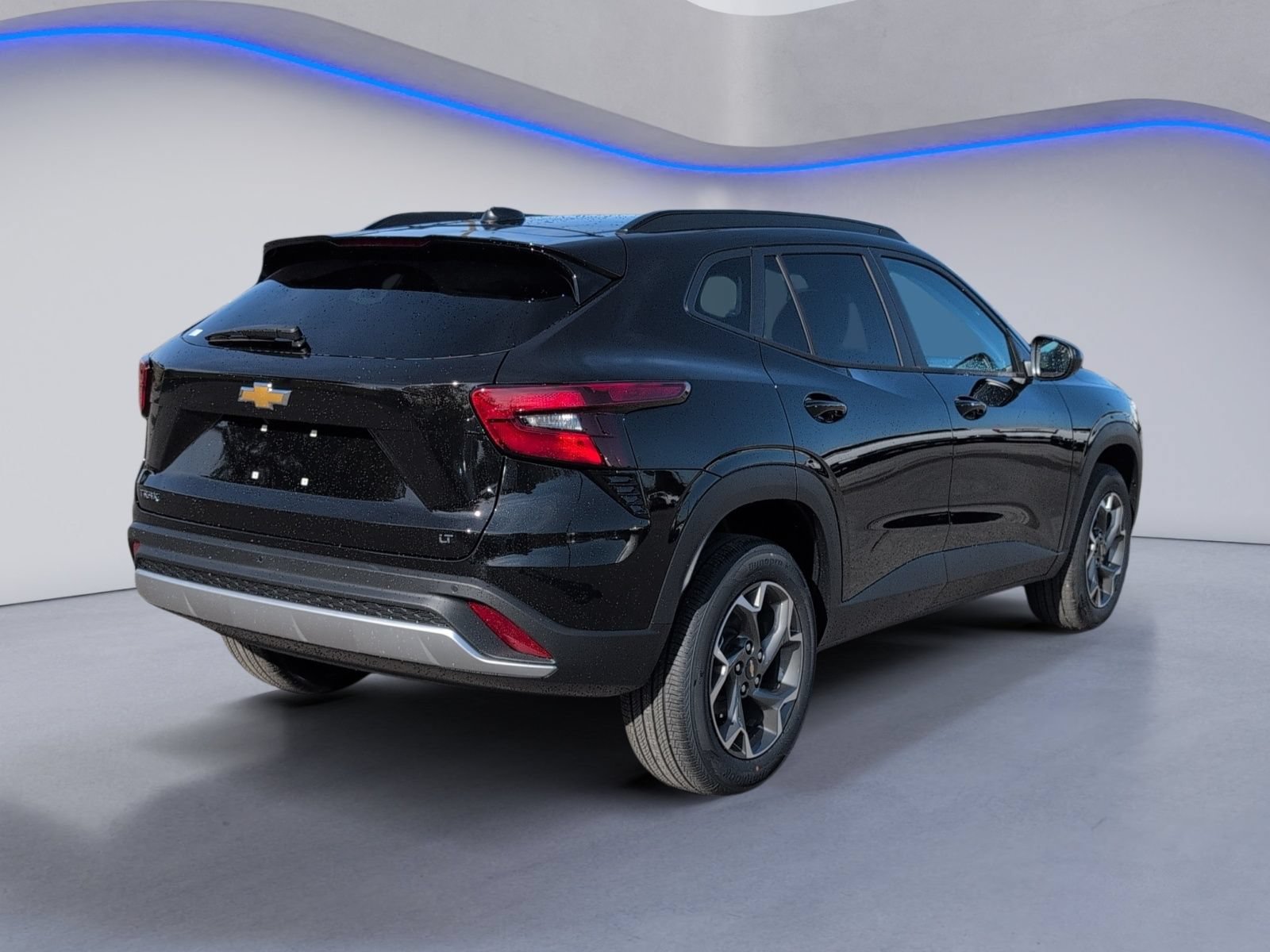 New 2026 Chevrolet Trax LT w/ Driver Confidence Package FWD image 3