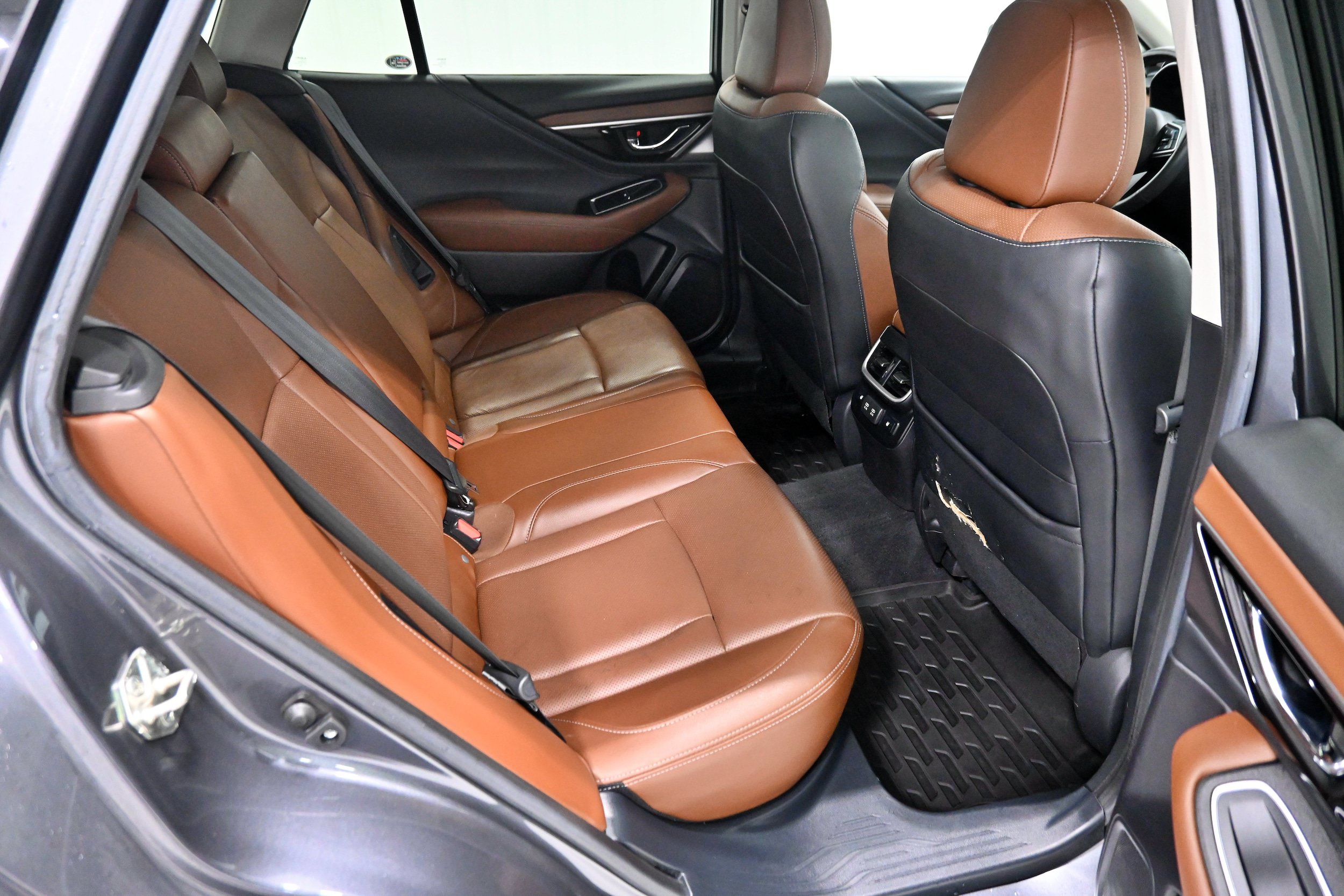 Used 2020 Subaru Outback Touring XT AWD/4WD image 29