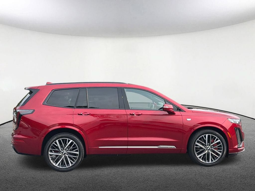 Certified 2023 Cadillac XT6 Sport w/ Technology Package AWD/4WD image 21