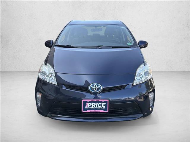 Used 2014 Toyota Prius Two FWD image 2
