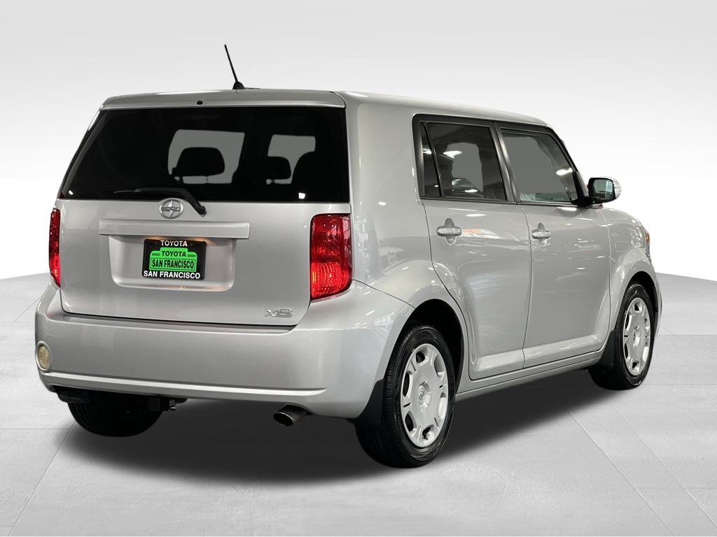 Used 2008 Scion xB FWD image 5