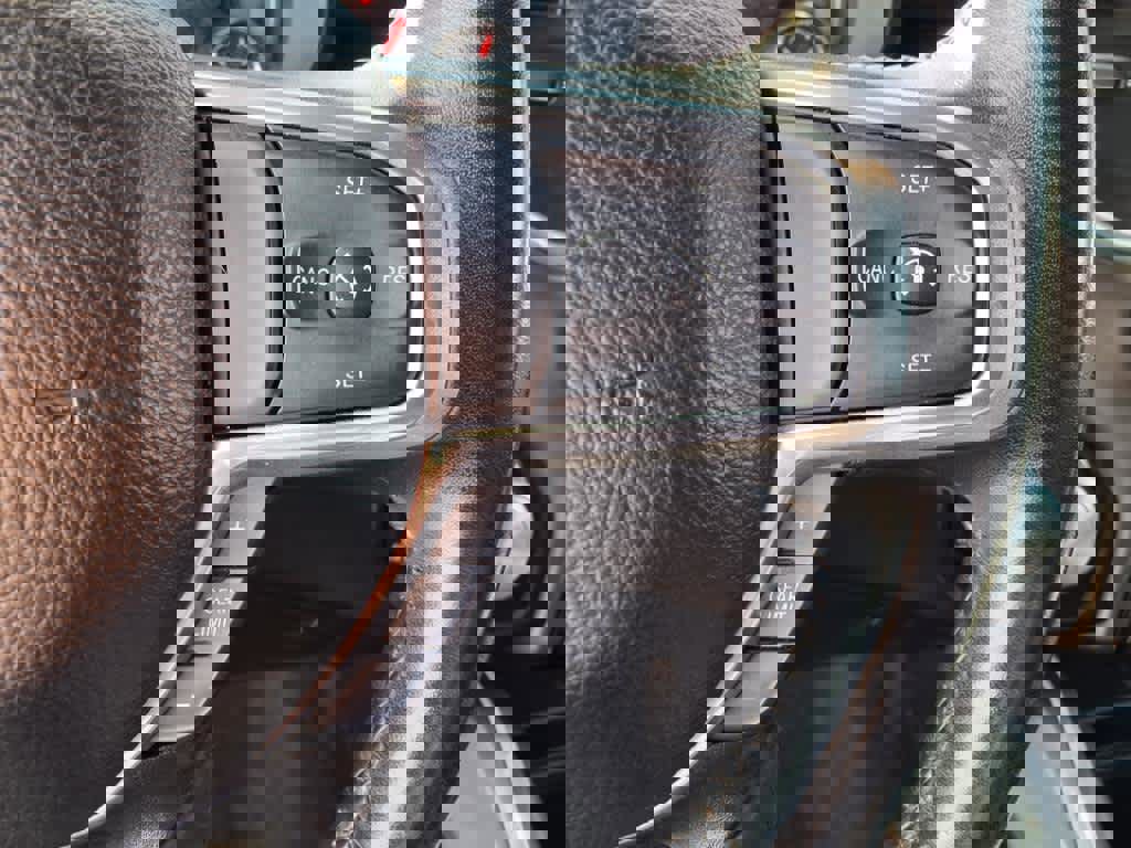 Used 2023 RAM 1500 Laramie image 22