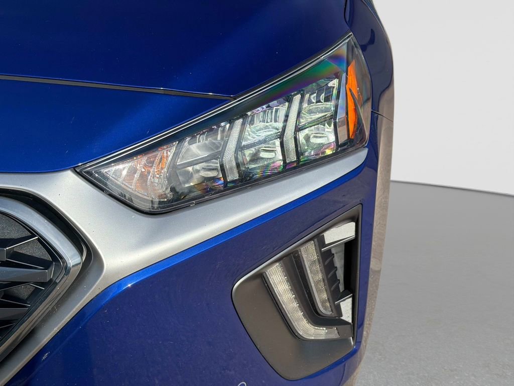 Used 2022 Hyundai Ioniq Limited FWD image 11