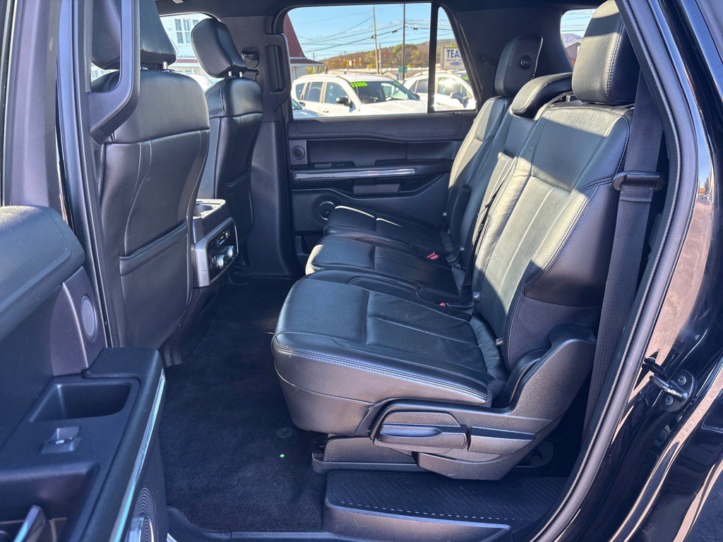Used 2018 Ford Expedition Max XLT w/ Equipment Group 201A image 14
