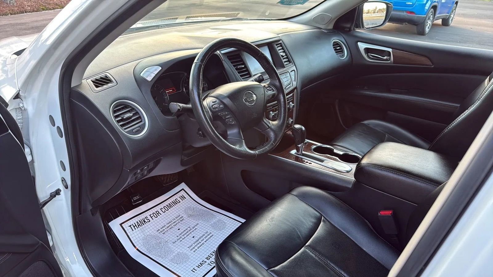 Used 2018 Nissan Pathfinder Platinum image 9