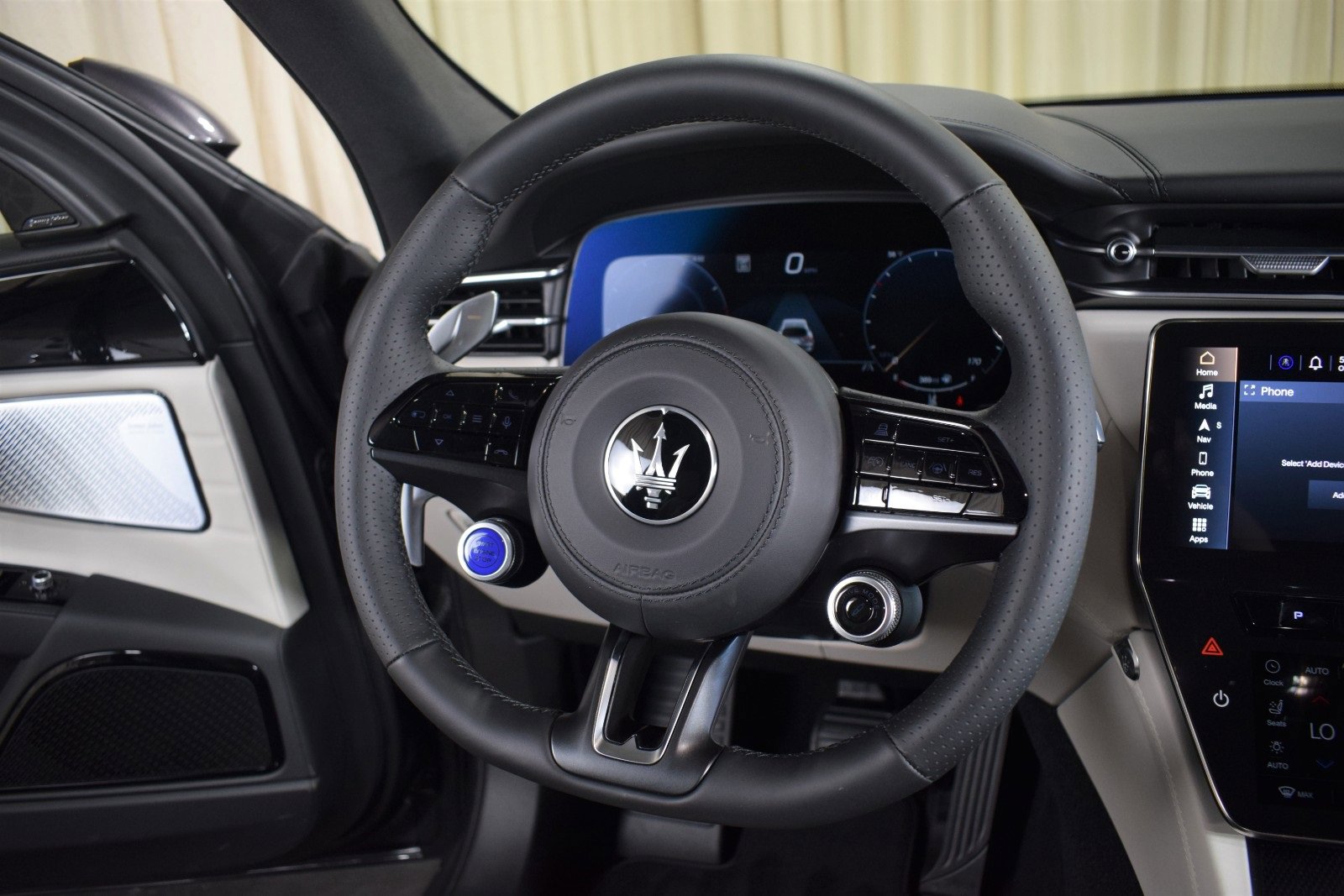 New 2024 Maserati Grecale Modena image 27