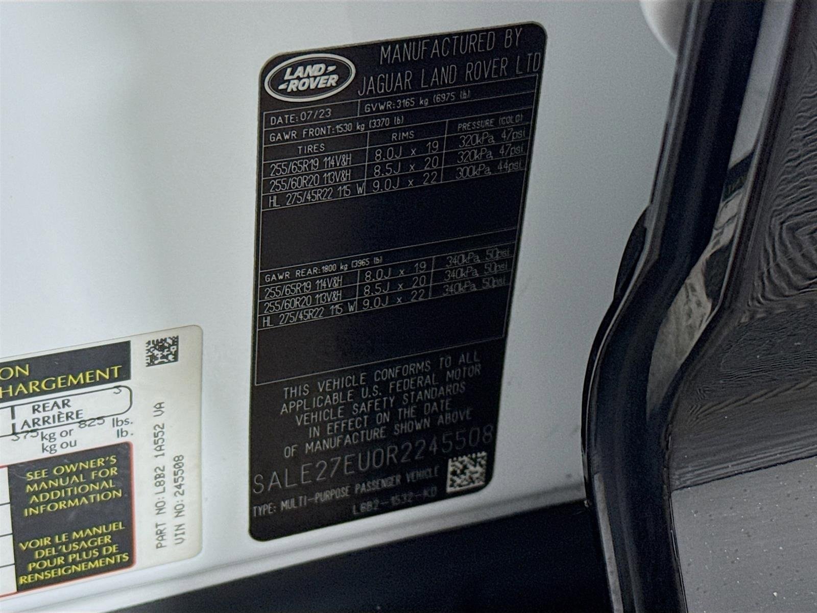 Used 2024 Land Rover Defender 110 X-Dynamic SE image 35