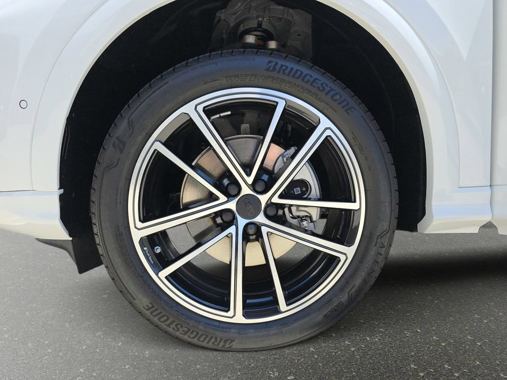 New 2026 Audi Q5 Premium AWD/4WD image 33