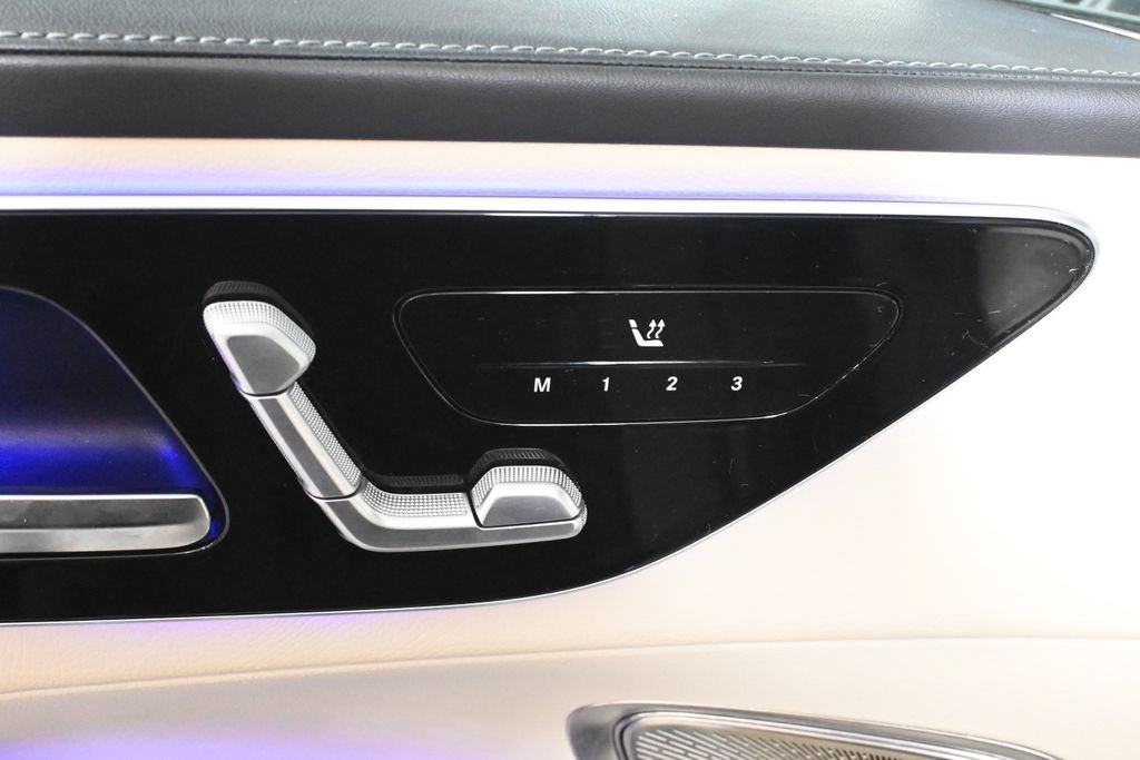 Used 2023 Mercedes-Benz GLC 300 4MATIC image 25