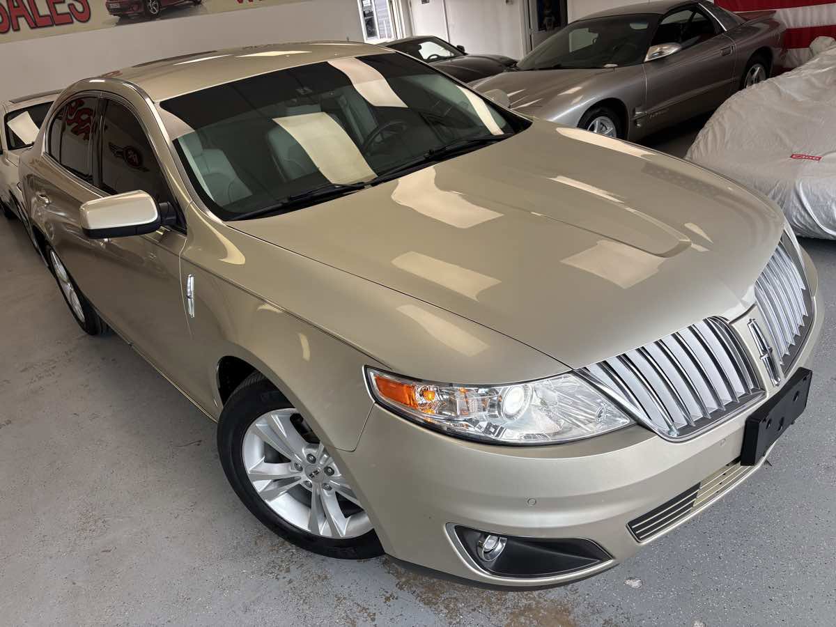 Used 2011 Lincoln MKS w/ 101A Rapid Spec Order Code FWD image 8