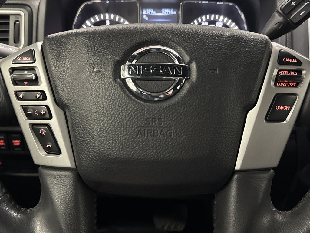 Used 2018 Nissan Titan SV w/ SV Convenience Package AWD/4WD image 16