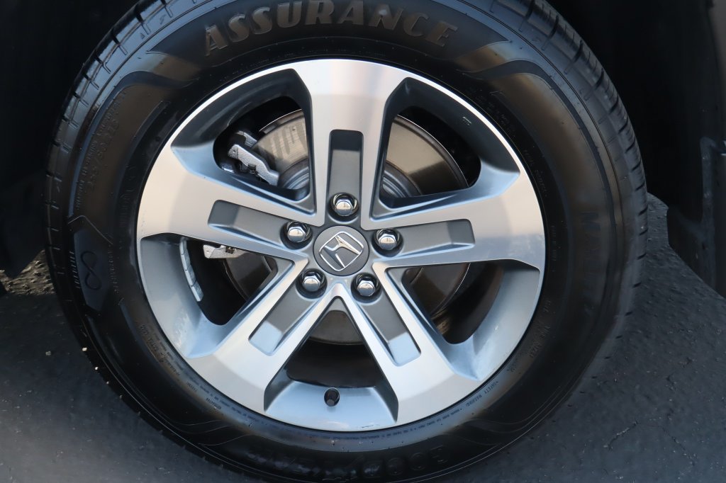Used 2024 Honda Pilot EX-L image 13