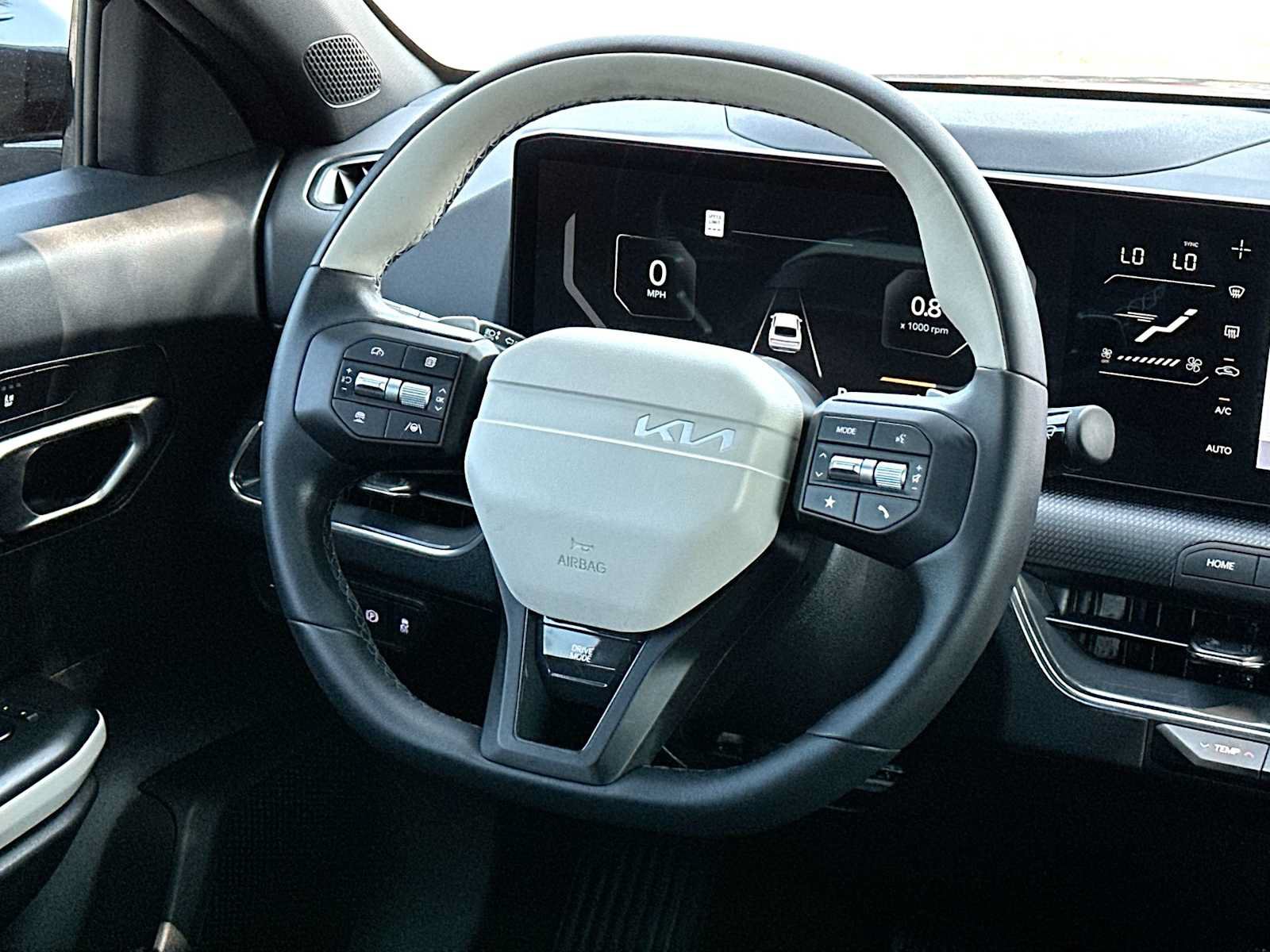 Used 2025 Kia K4 GT-Line FWD image 27
